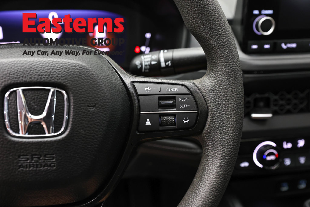 Used 2025 Honda Accord SE image 17