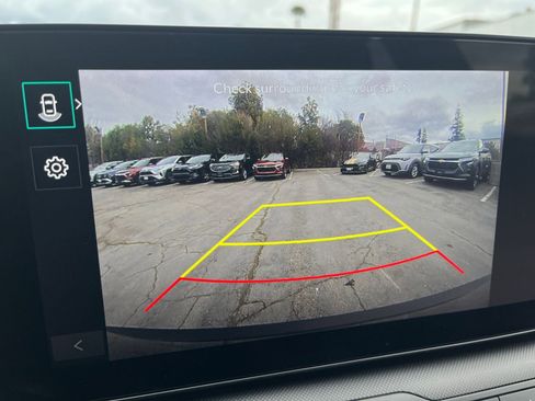 Used 2025 Kia K4 LXS image 22