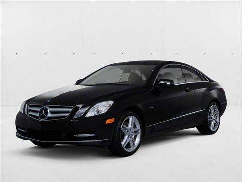 Used 2011 Mercedes-Benz E 550 Coupe image 1