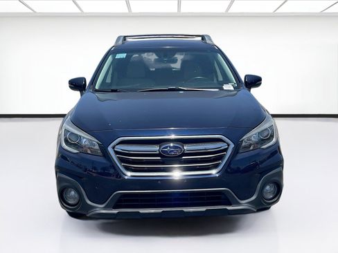 Used 2018 Subaru Outback 2.5i Premium AWD/4WD image 2