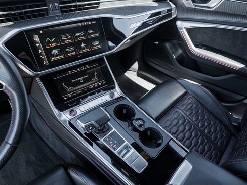 Used 2021 Audi RS 6 AWD/4WD image 42
