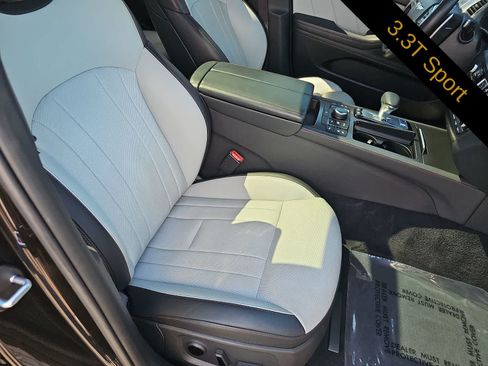 Used 2018 Genesis G80 3.3T Sport RWD image 18