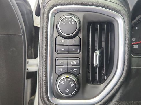 Used 2021 Chevrolet Silverado 1500 RST image 28