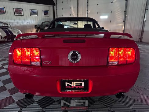 Used 2006 Ford Mustang GT Premium RWD image 58