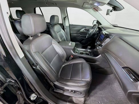 Used 2020 Chevrolet Traverse RS w/ LPO, Floor Liner Package AWD/4WD image 31