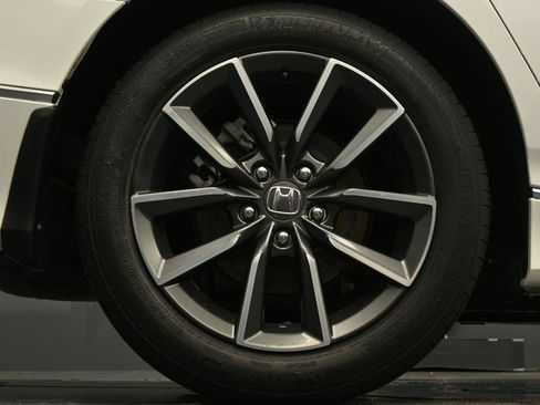 Used 2021 Honda Accord EX-L image 12