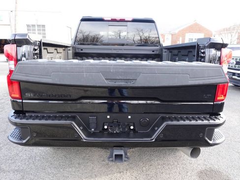 Used 2024 Chevrolet Silverado 2500 LT w/ Midnight Edition image 32