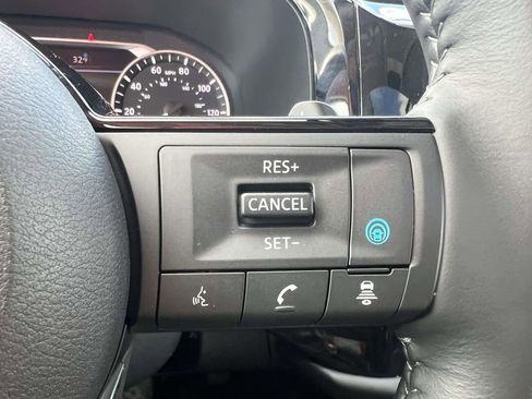 Certified 2025 Nissan Pathfinder SL w/ SL Premium Package image 21