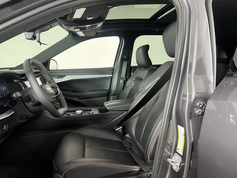 Used 2024 Jeep Wagoneer Launch Edition image 21