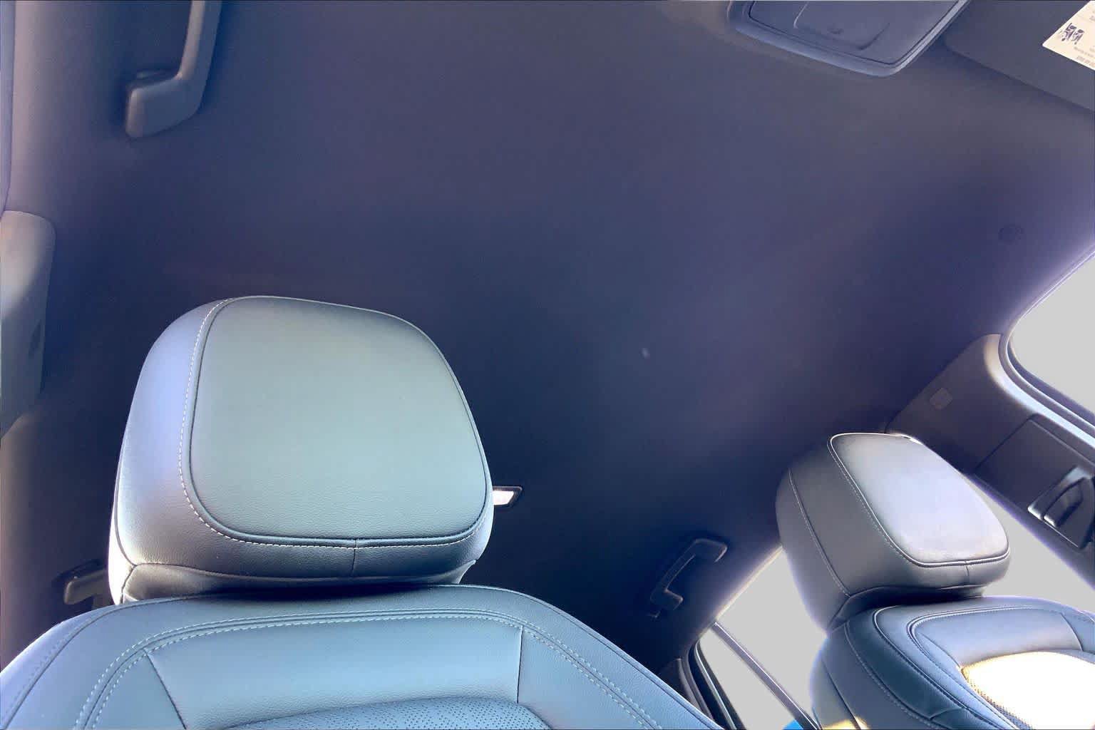 Certified 2025 Chevrolet Equinox LT FWD image 13