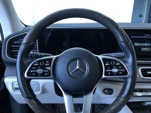 Used 2021 Mercedes-Benz GLS 450 4MATIC image 24