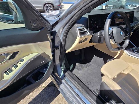 Used 2025 BMW 330i xDrive Sedan w/ M Sport Package image 20