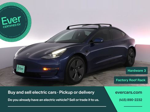 Used 2023 Tesla Model 3 Standard Range RWD image 1