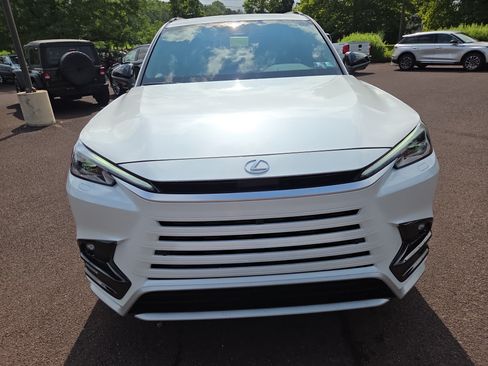 New 2026 Lexus TX 500h AWD image 5