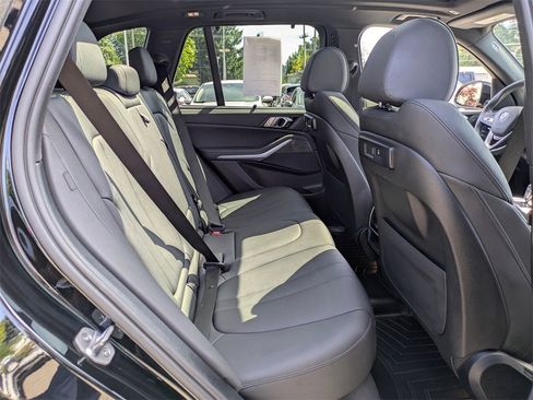 Used 2022 BMW X5 xDrive45e w/ Executive Package image 34