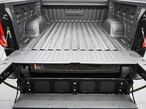 New 2026 GMC Sierra 1500 Denali AWD/4WD image 9