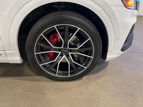 Used 2019 Audi Q8 Prestige image 44