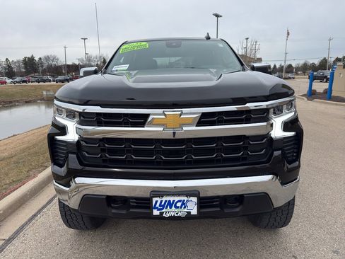 Used 2025 Chevrolet Silverado 1500 LT image 8
