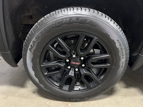 Used 2021 GMC Sierra 1500 Elevation w/ Preferred Package AWD/4WD image 24