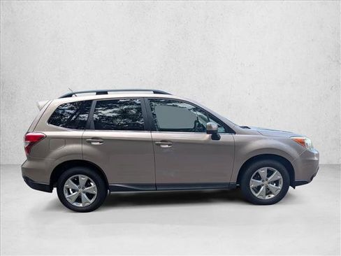Used 2015 Subaru Forester 2.5i Limited AWD/4WD image 4
