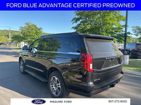 Certified 2025 Ford Expedition Active AWD/4WD image 8