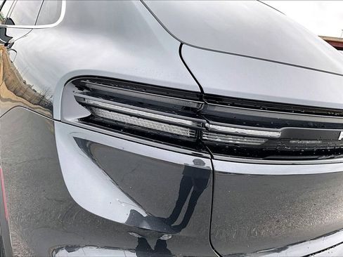 New 2025 Porsche Macan 4S Electric image 20