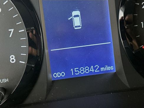 Used 2016 Toyota Sienna LE image 19