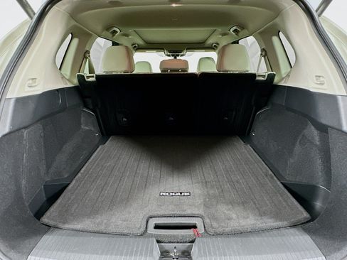 Used 2023 Nissan Rogue SV w/ SV Premium B Package FWD image 28