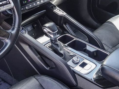 Used 2022 Kia Telluride EX w/ EX Premium Package FWD image 18