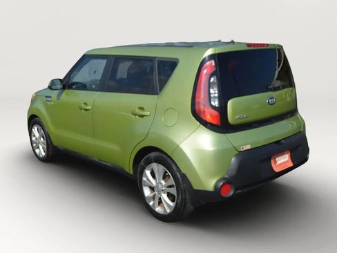 Used 2015 Kia Soul + FWD image 6