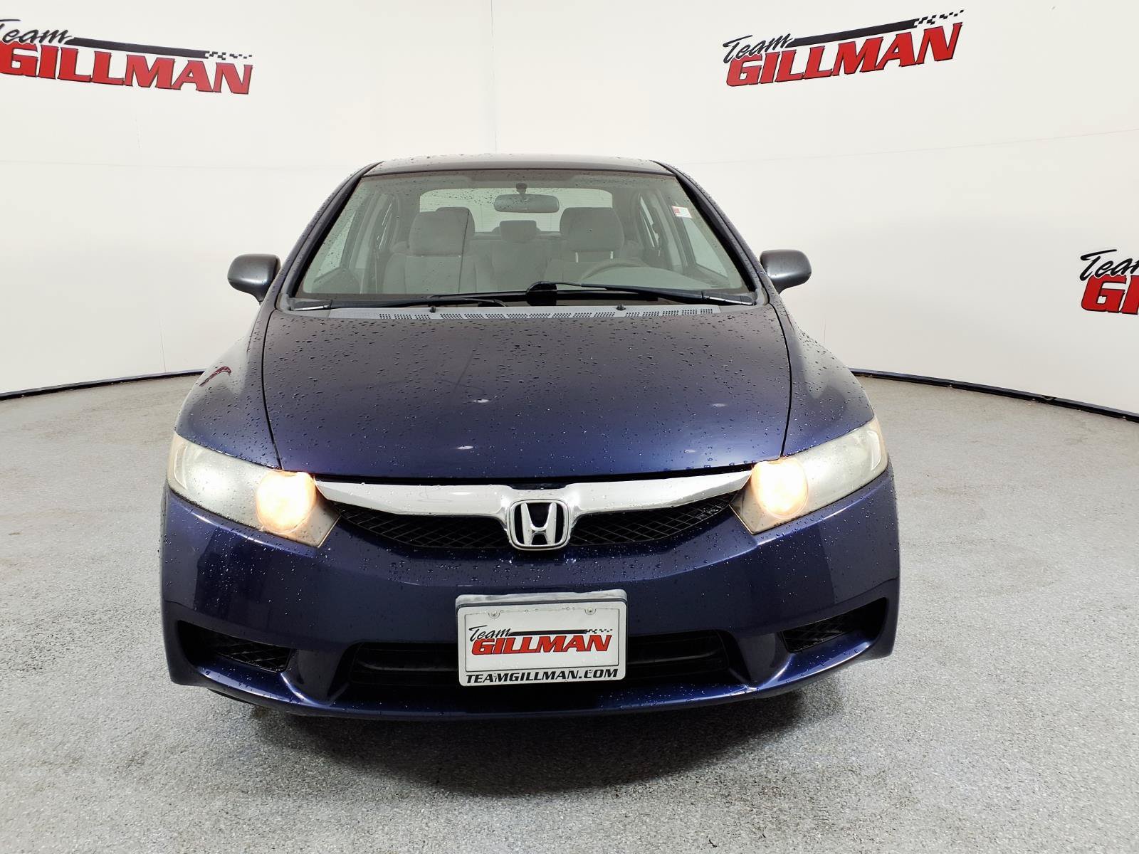 Used 2011 Honda Civic DX-VP image 2