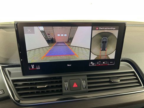 Used 2023 Audi Q5 2.0T Prestige image 14