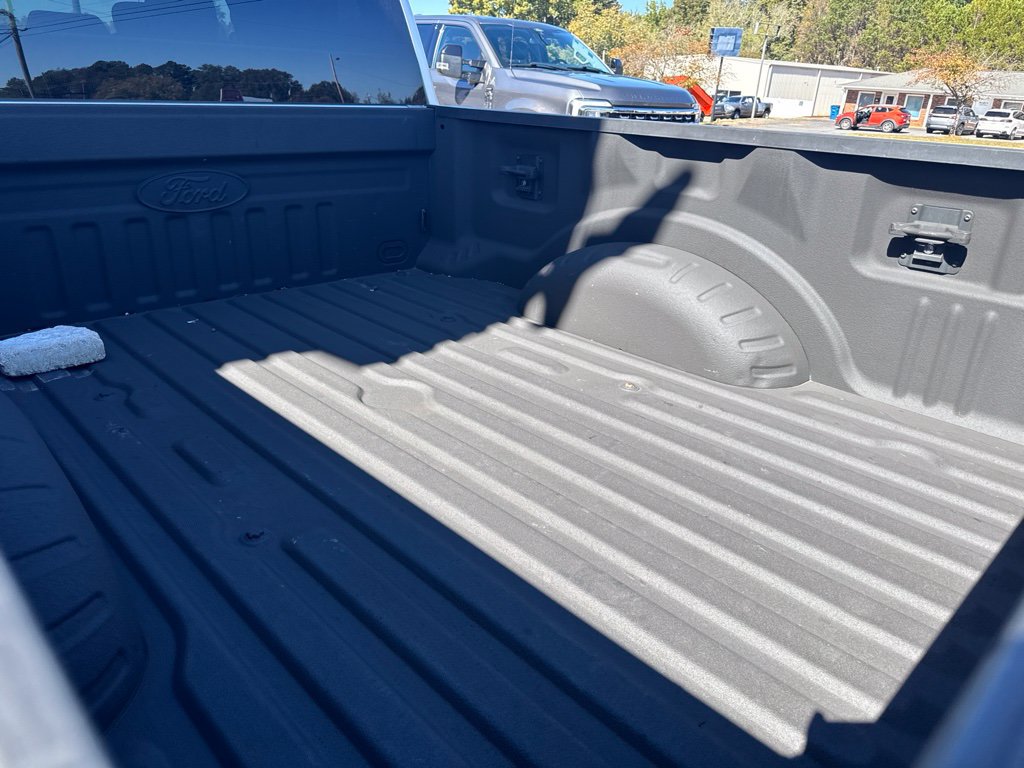 Used 2017 Ford F250 XLT AWD/4WD image 6