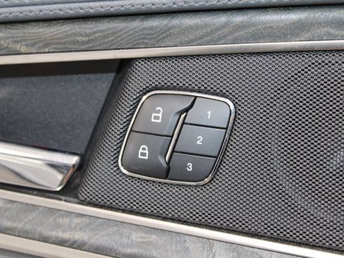 Used 2019 Lincoln Nautilus Reserve FWD image 28