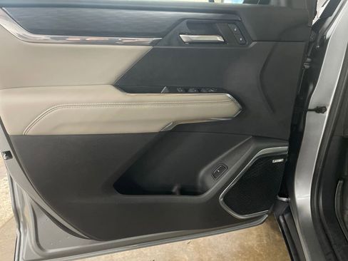 Certified 2024 GMC Acadia Elevation w/ Trailering Package AWD/4WD image 15