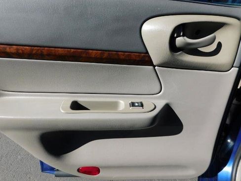 Used 2005 Chevrolet Impala LS w/ Preferred Equipment Group image 14