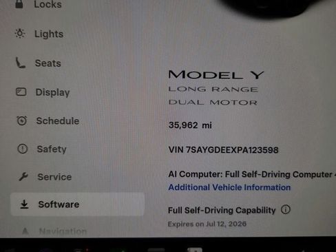 Used 2023 Tesla Model Y Long Range AWD/4WD image 14
