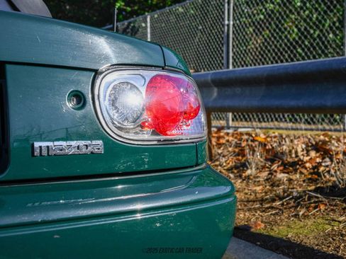 Used 1991 MAZDA MX-5 Miata Special Edition image 96