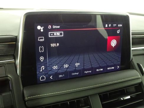 Used 2022 GMC Yukon SLT w/ SLT Luxury Package image 36