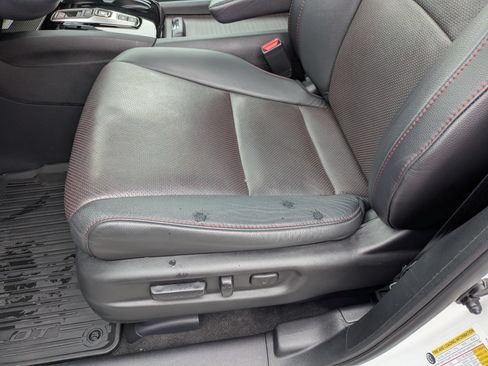Used 2022 Honda Pilot Black Edition image 13