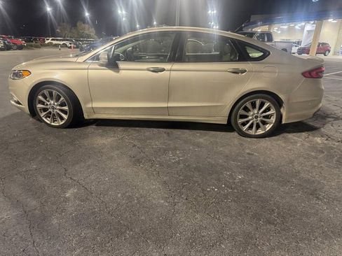 Used 2017 Ford Fusion Platinum image 5