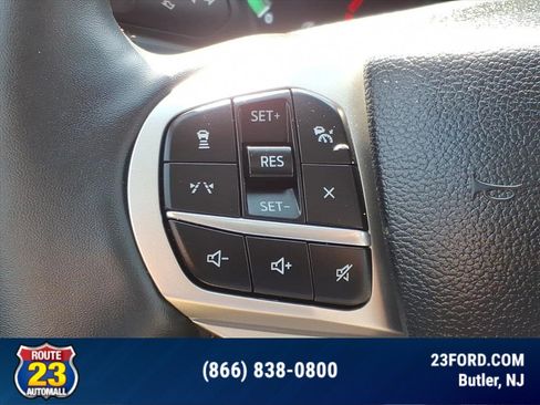 Certified 2025 Ford Explorer Active w/ Active Comfort Package AWD/4WD image 13