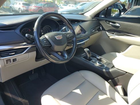 Used 2019 Cadillac XT4 Luxury image 13