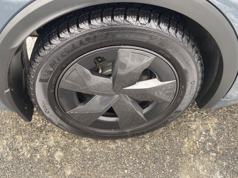 Used 2023 Toyota Prius Prime SE image 11