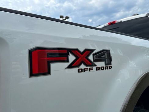 Used 2022 Ford F250 King Ranch w/ FX4 Off-Road Package AWD/4WD image 18