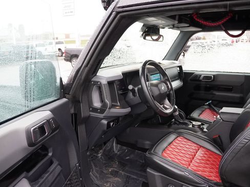 Certified 2023 Ford Bronco Big Bend w/ Sasquatch Package AWD/4WD image 18