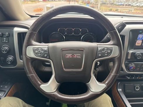 Used 2017 GMC Sierra 1500 SLT AWD/4WD image 25