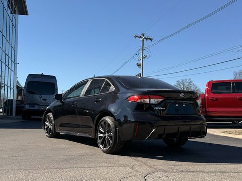 Used 2026 Toyota Corolla SE image 8