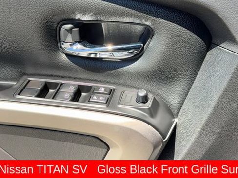 Used 2024 Nissan Titan SV w/ SV Bronze Edition Package AWD/4WD image 22