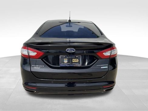 Used 2016 Ford Fusion Titanium FWD image 6